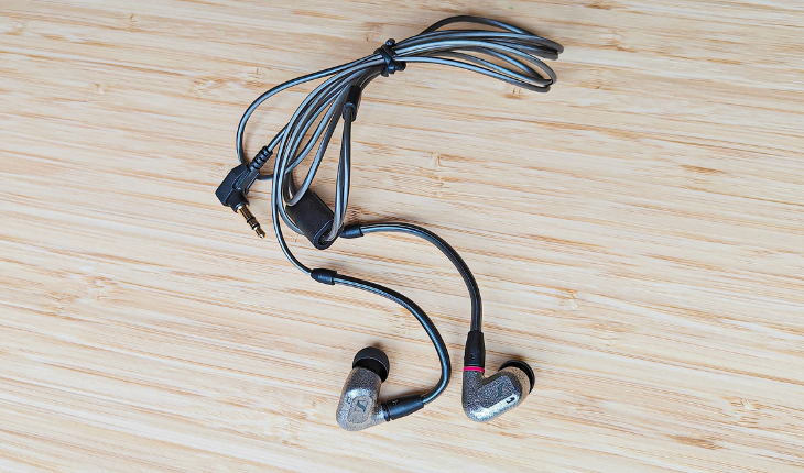 Best Wired Earbuds With Noise Cancelling Microphone​