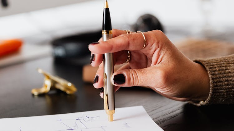 How to Choose the Right Pen for Your Writing Style